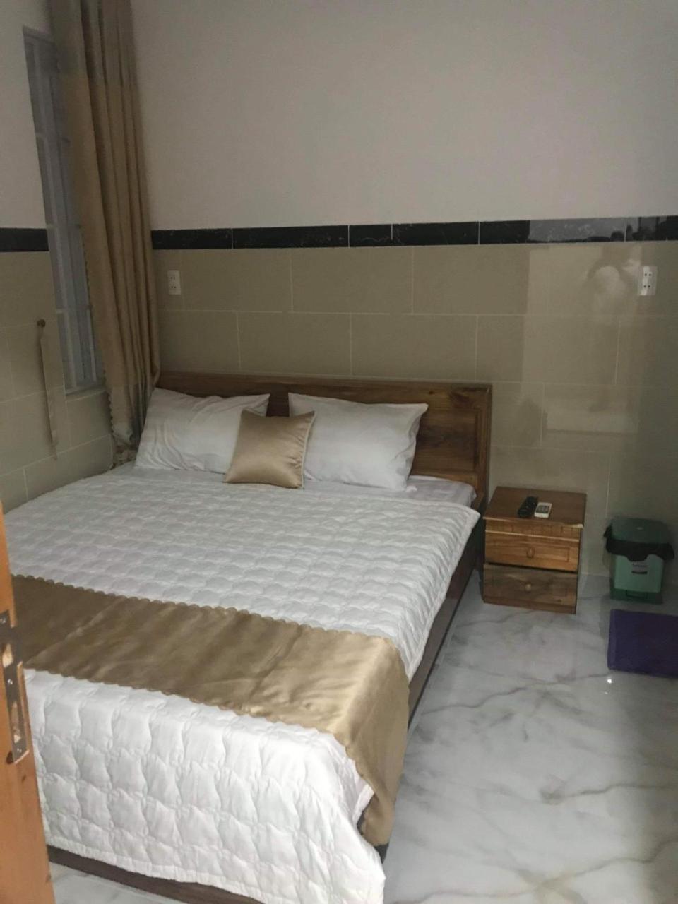 Khách sạn Hoai Anh *